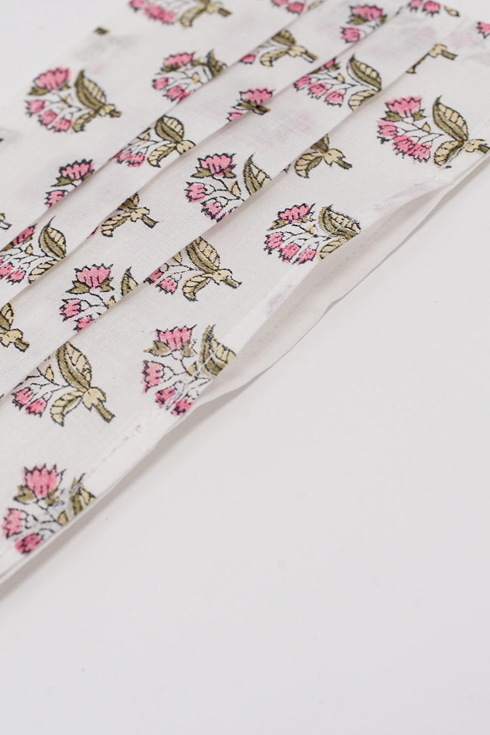 Pack de 2 máscaras verdes estampadas com flores de algodão orgânico