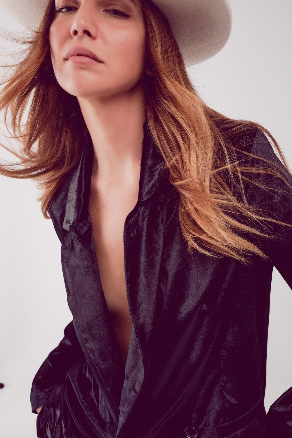 Blazer oversized em veludo preto