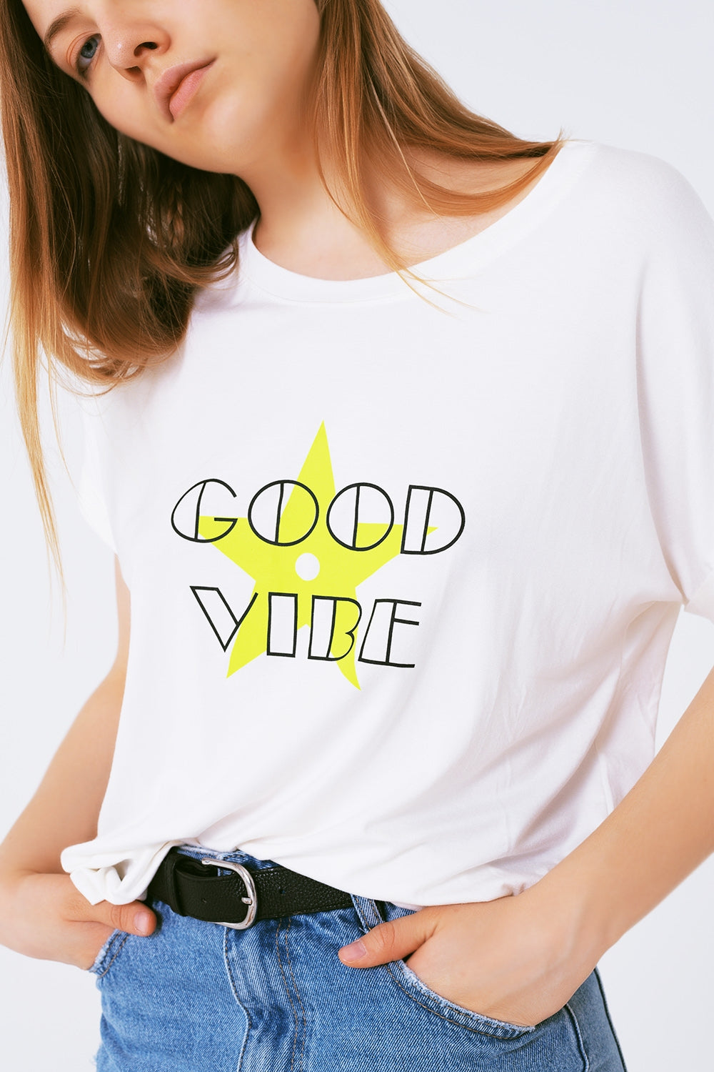 T-shirt com decote em bico e corte descontraído, fluor, logo good vibe