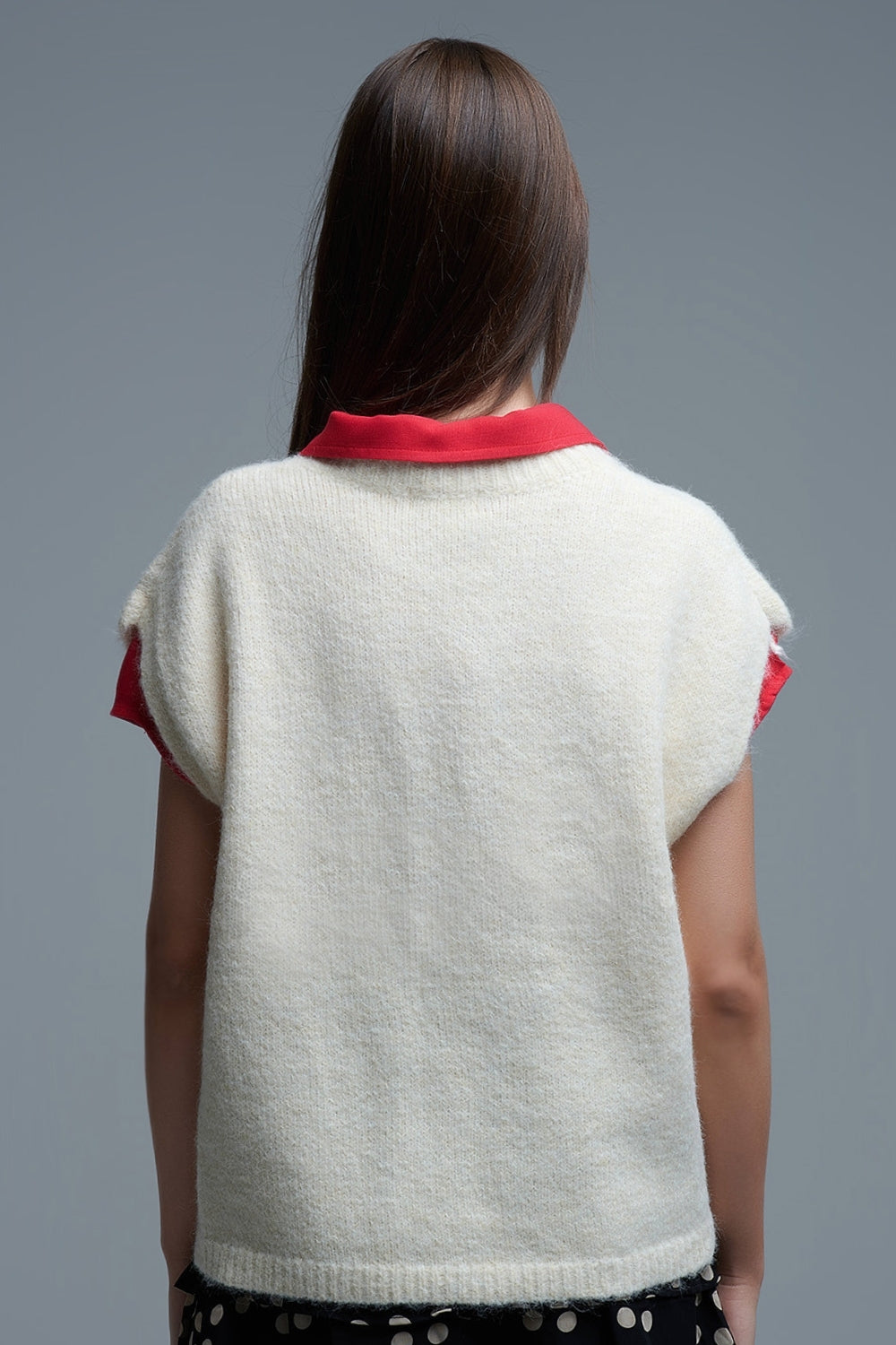 Cream relaxed knitted Vest With Embroidered cute Dog Detail