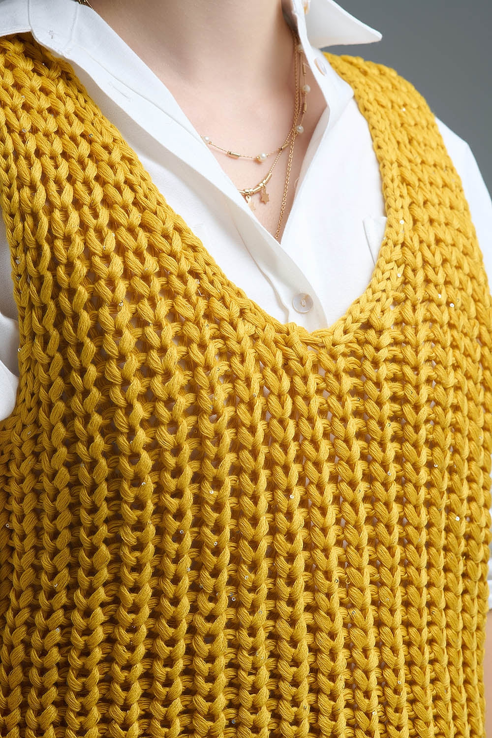 Crochet Cropped Vest in Yellow With sequins Thread