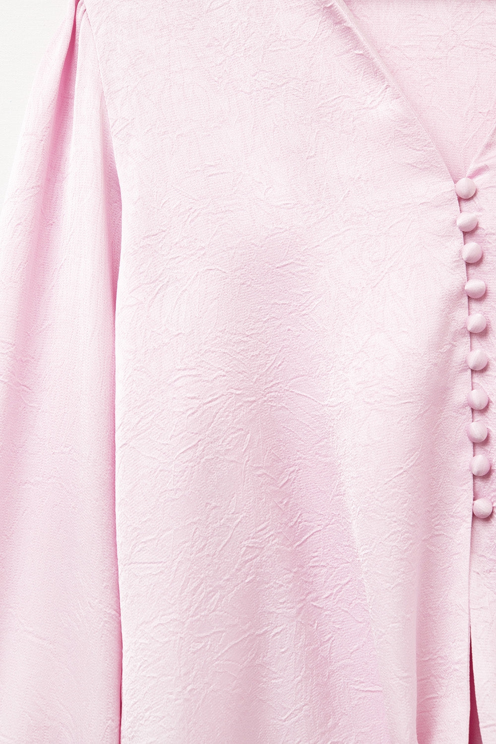 Cropped Shirt In pink Featuring knot