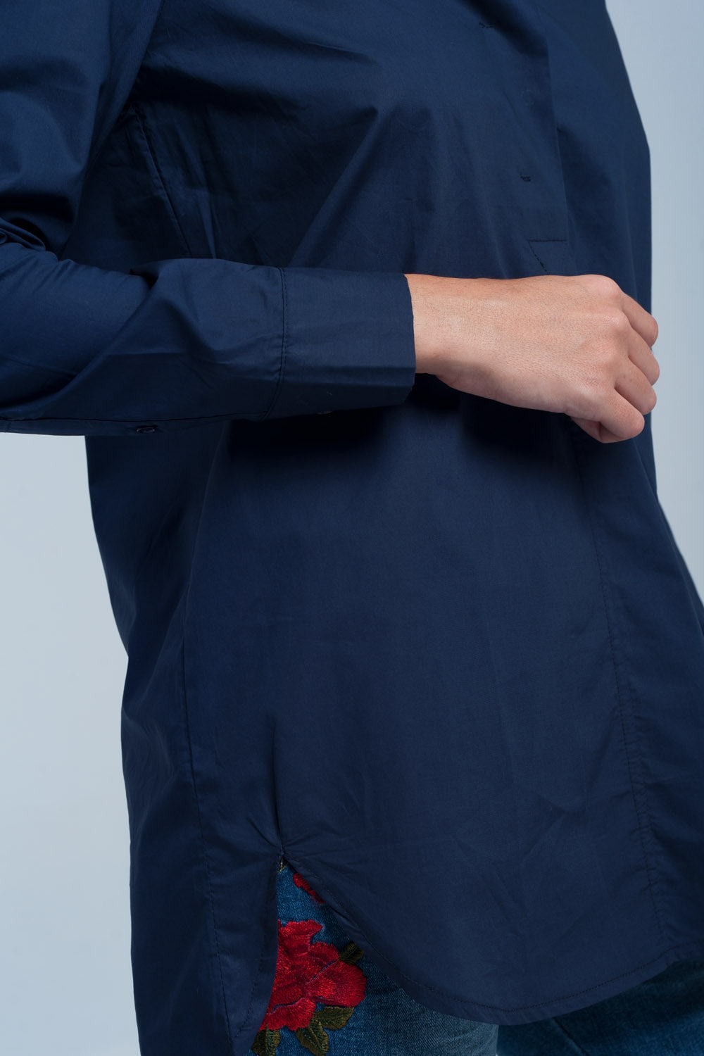 Camisola azul marinho escura