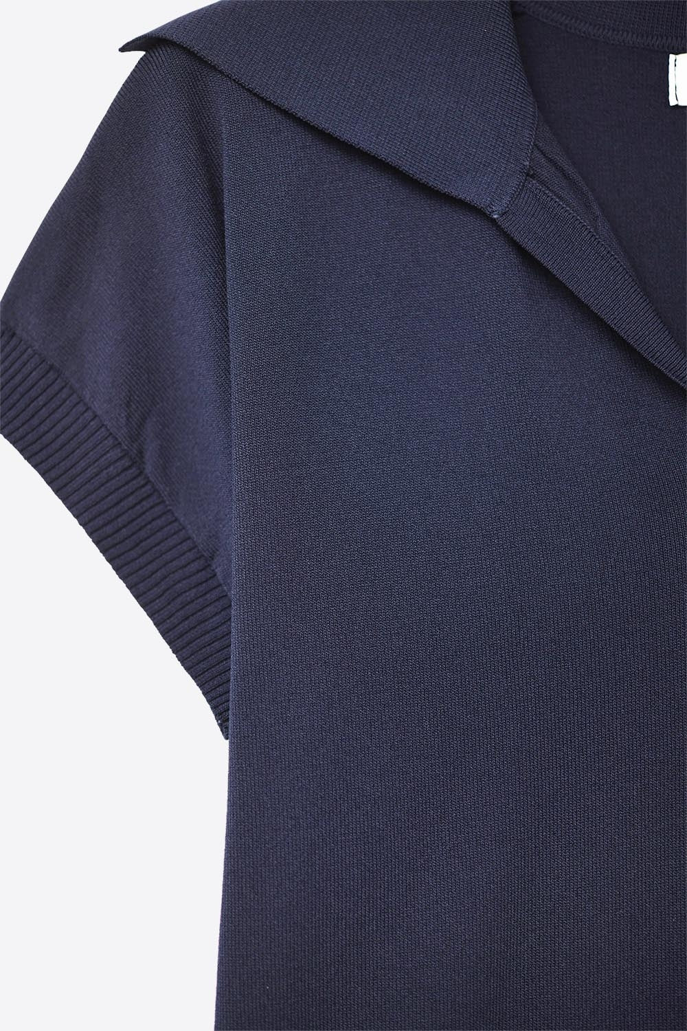 Fijngebreid poloshirt met korte mouwen in marineblauw