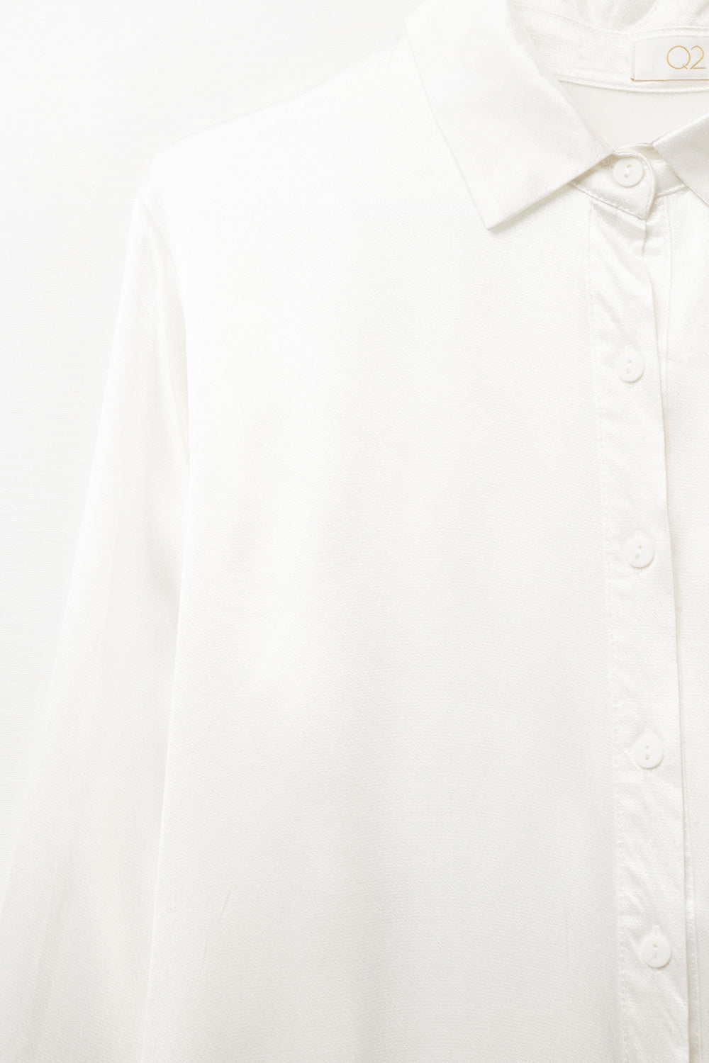 Long Sleeve Button Up satin Blouse With Polo Collar In white color