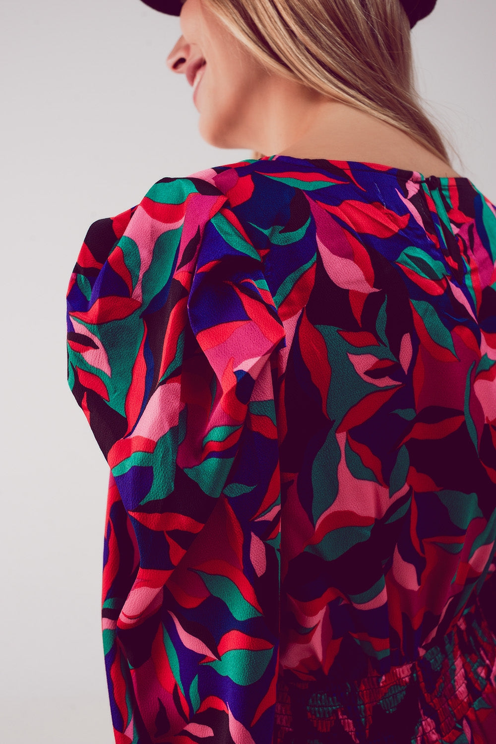 Puff sleeve mini dress in black