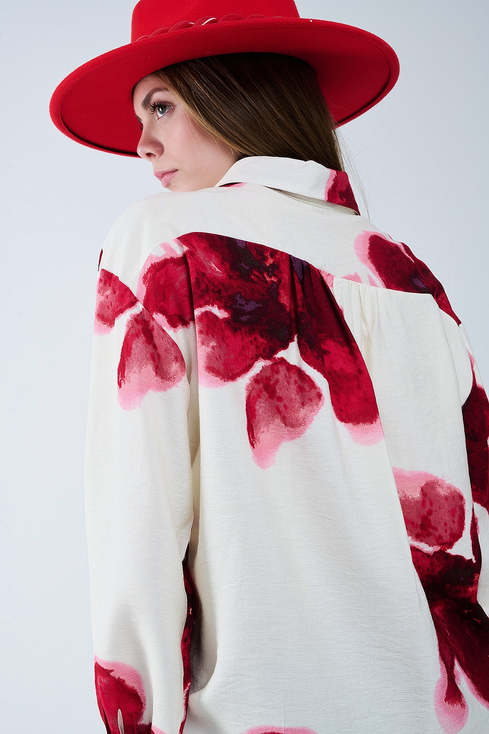 Relaxed Shirt in Beige With Red Tropical Flower Print in Red