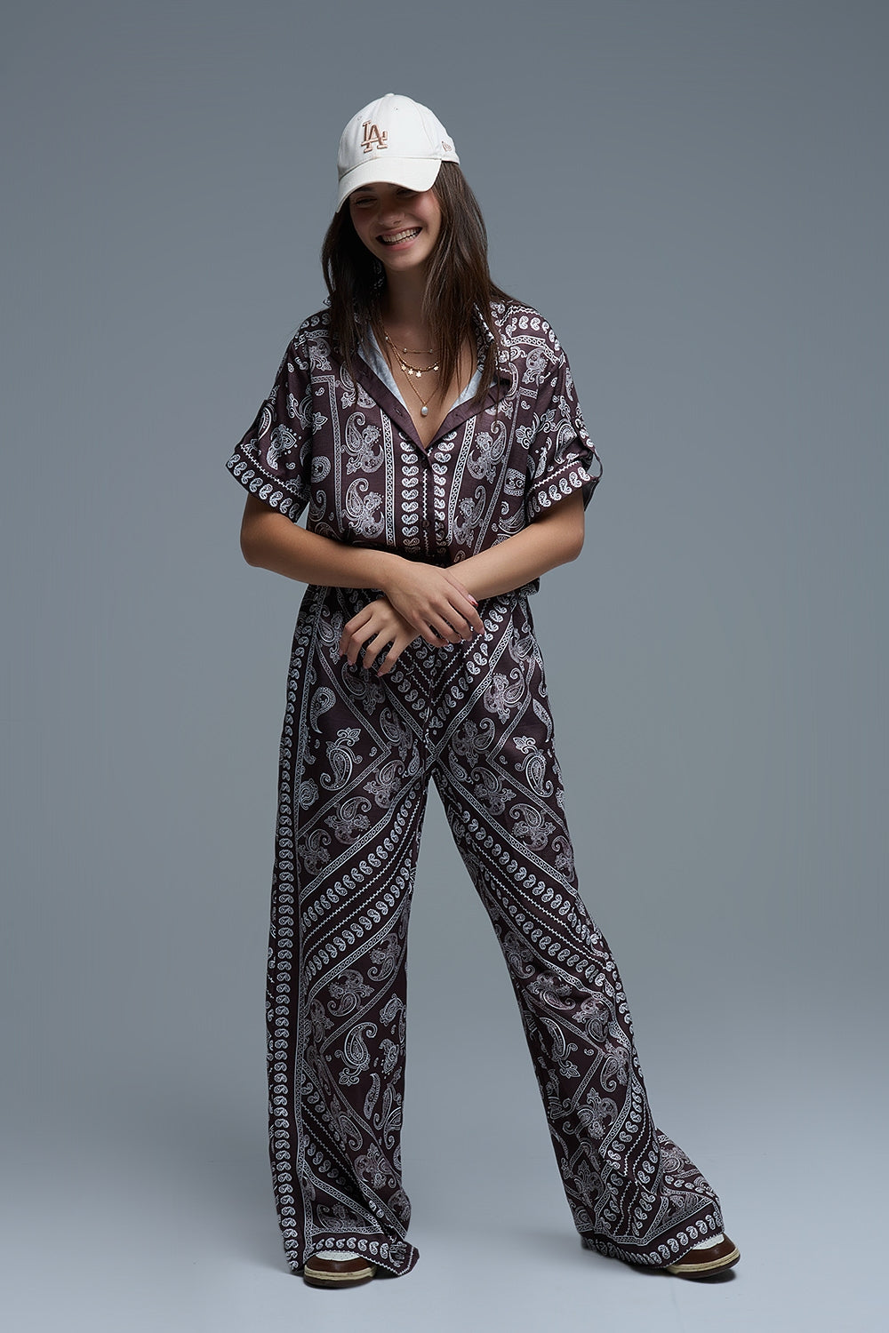 Short Sleeve Paisley Print Shirt in Brown