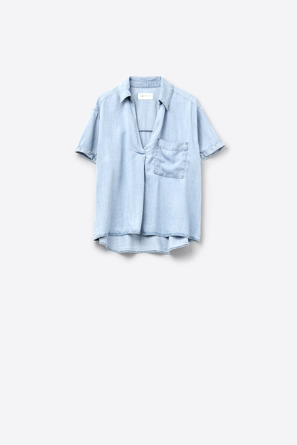 Camisola Tencel de Manga Curta com Bolso no Peito em Azul