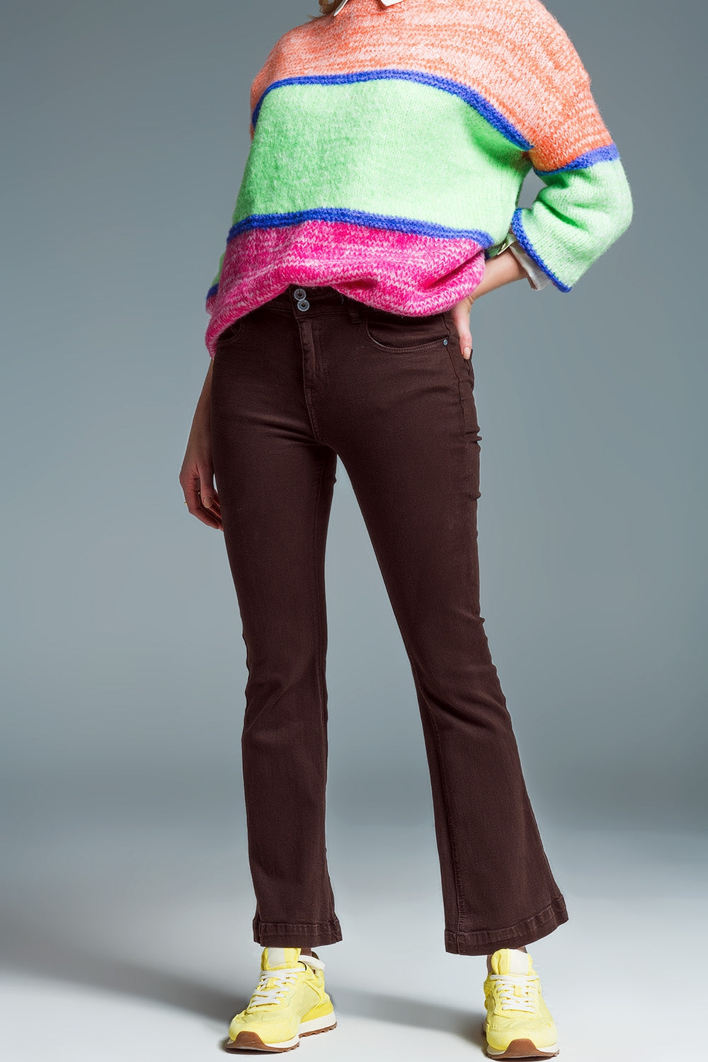 Calça de ganga Skinny Flare com Detalhe de Botão Duplo Castanho