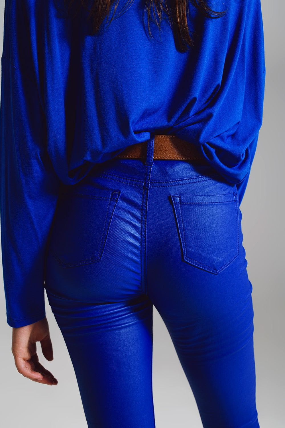super skinny Pants faux leather in electric blue