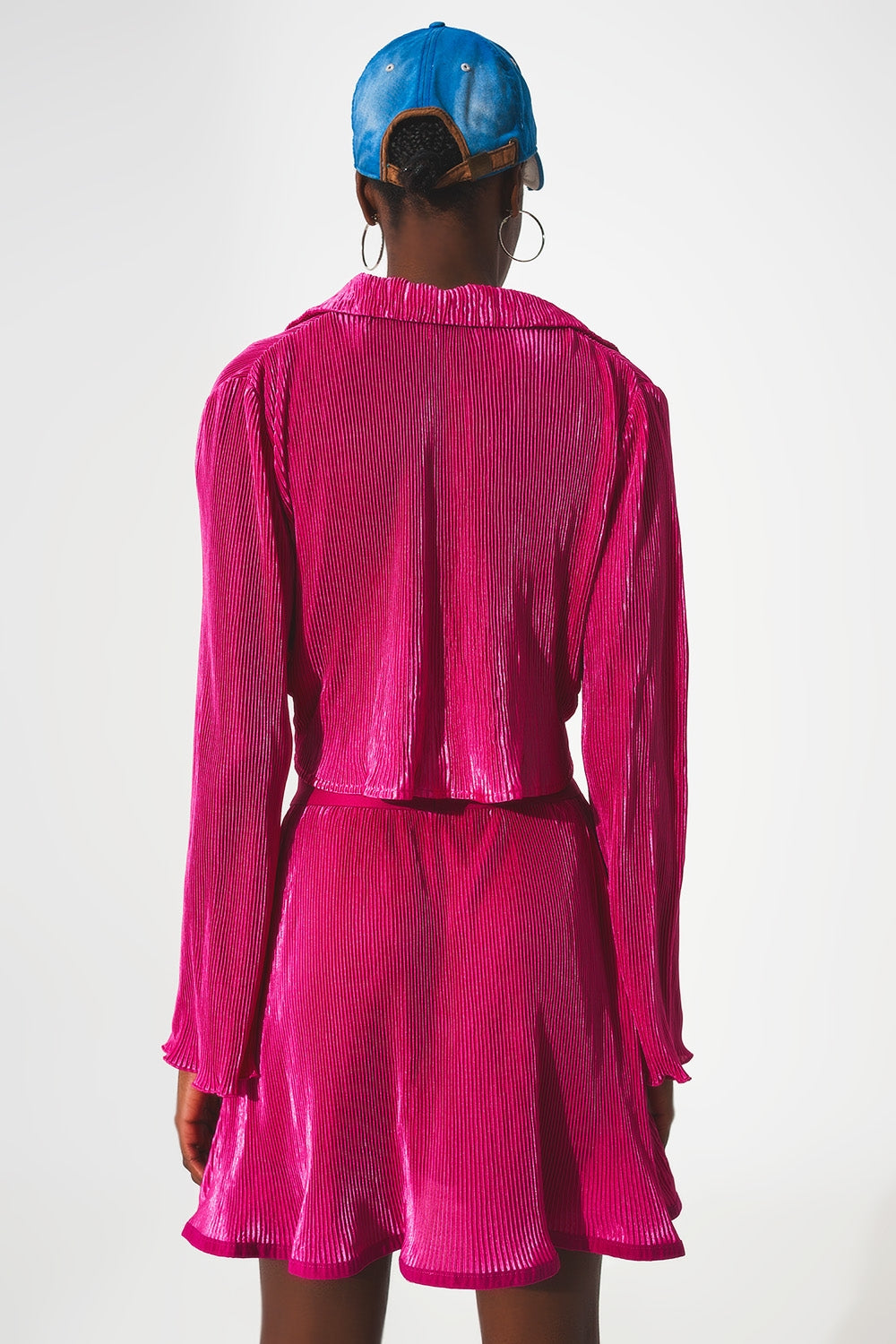 Tie front pleated crop top in fuchsia