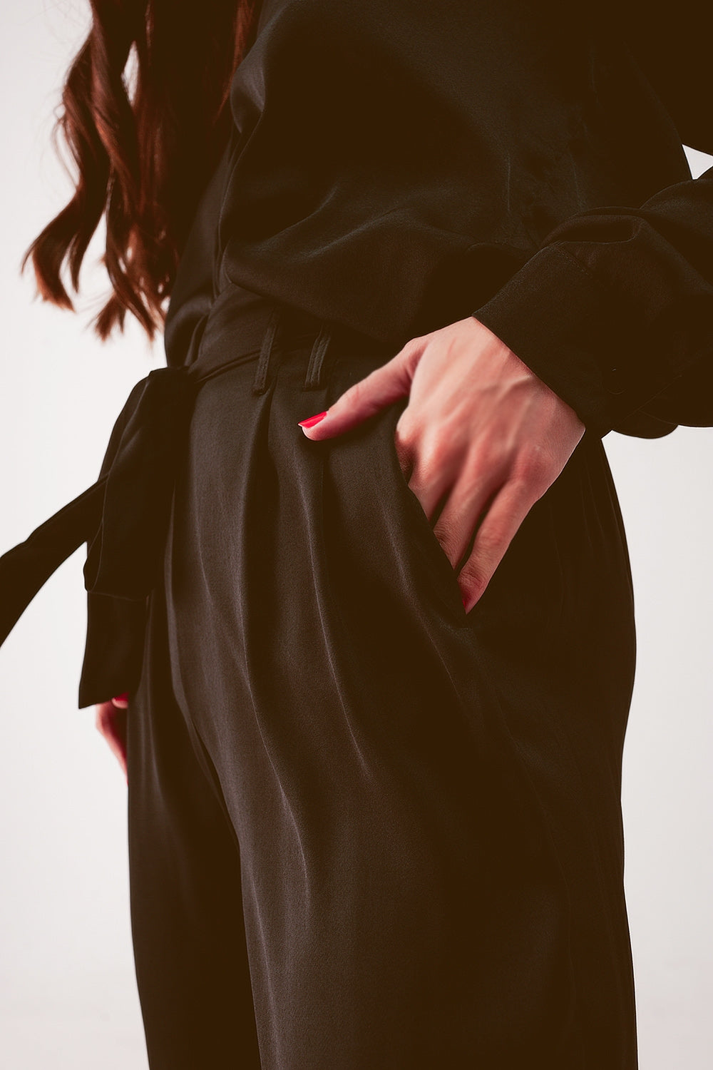 Wide leg belted pants in black