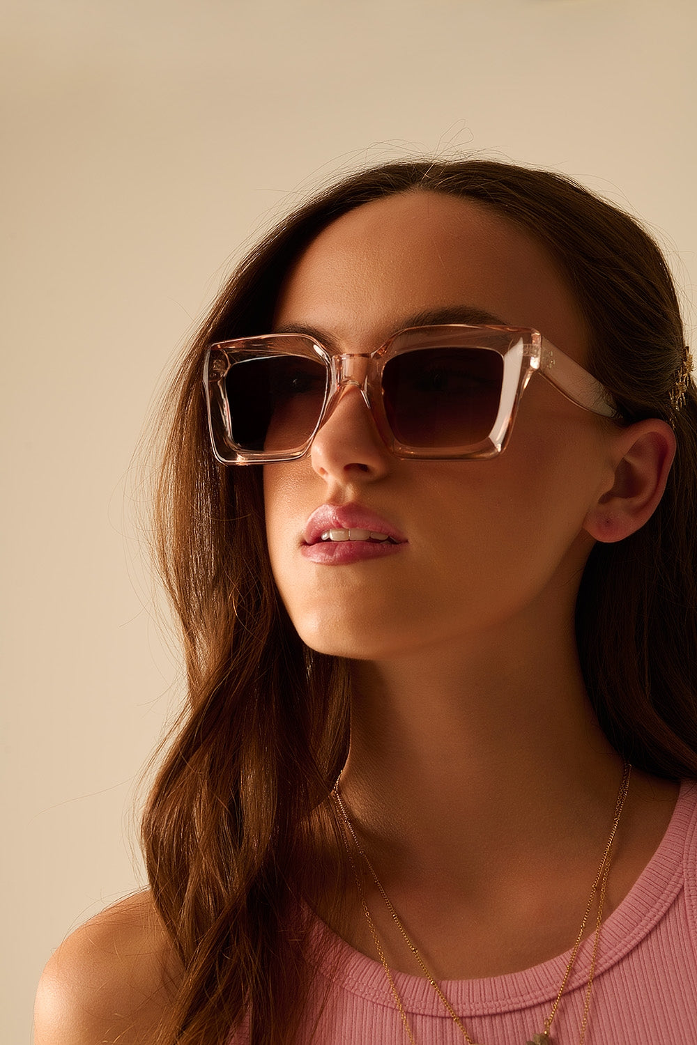 90s vierkante zonnebril in beige