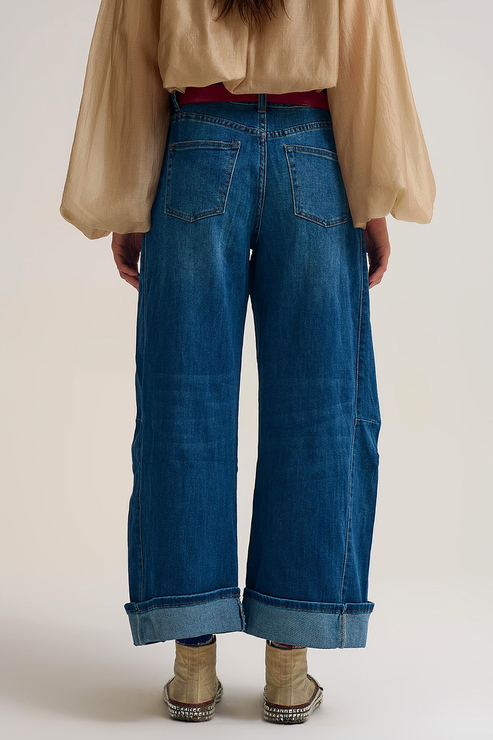Barrel Style Denim Jeans in Medium Wash with Cuffed Hem