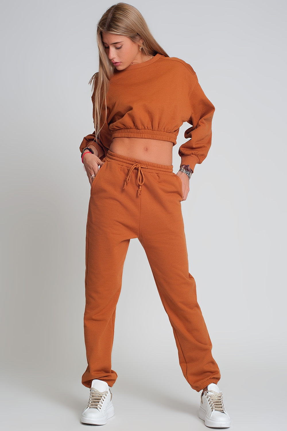 Basic sweatpants with tie waist in cotton in camel