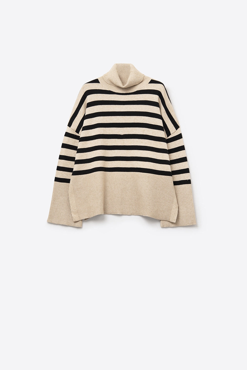 Q2 Beige oversized turtleneck sweater with black stripes and splits on the side