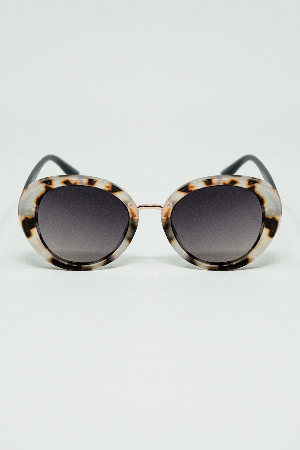 Q2 Beige Sunset Spot Oval Shaped Sunglasses