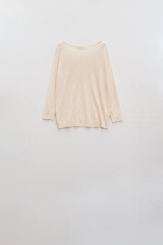 Q2 Beige sweater in argyle print with boat neck