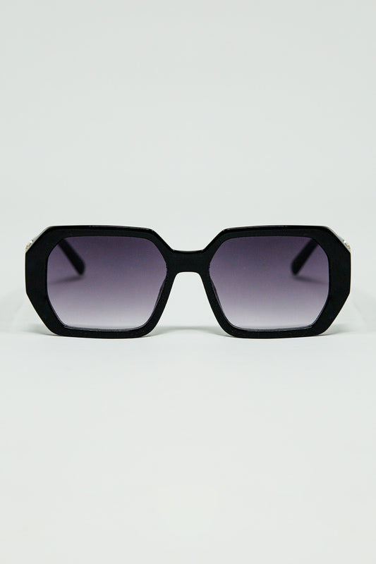Q2 Black Diamond-Shaped Sunglasses and goldden detail