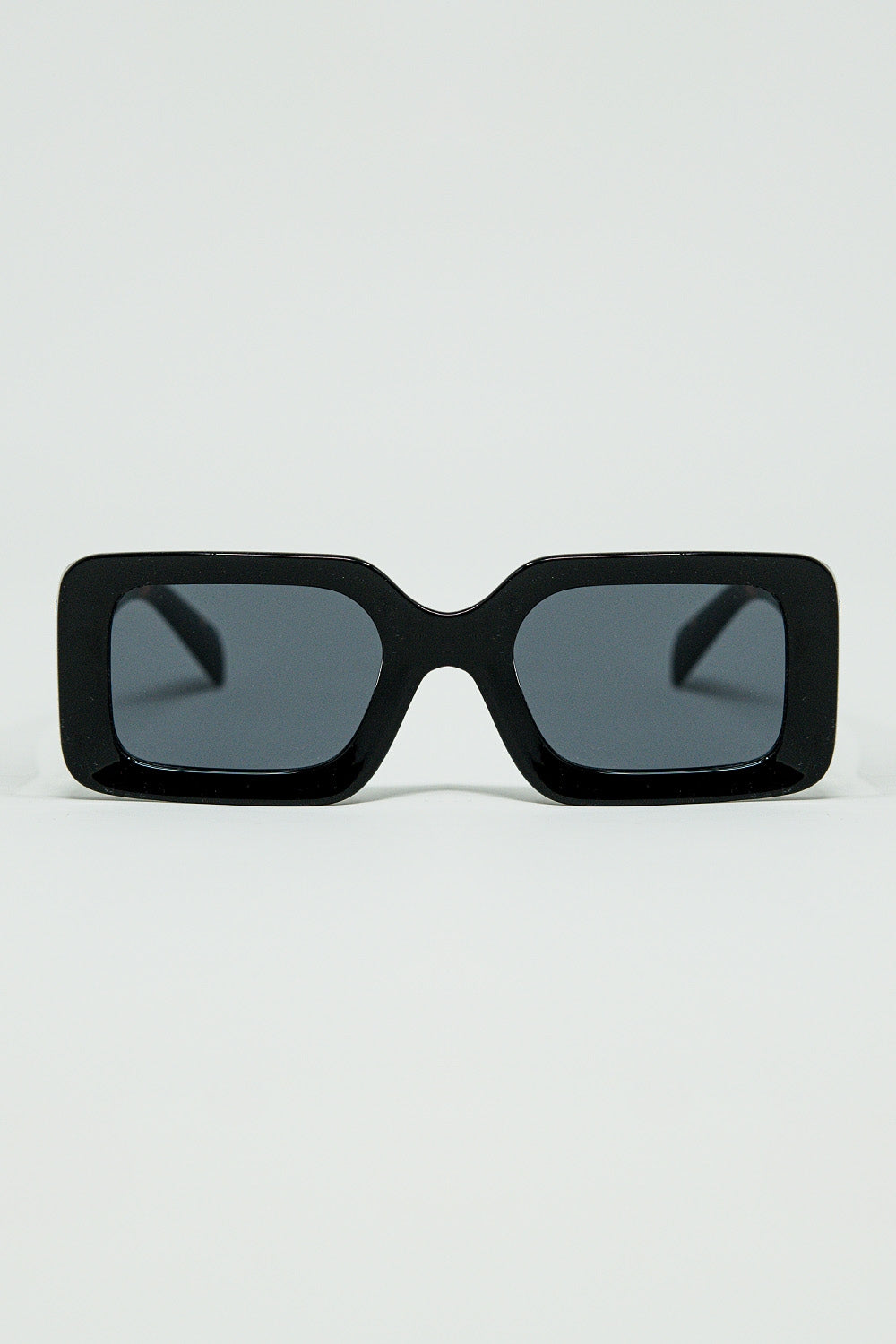 Q2 Black square sunglasses with brown animal print on the side