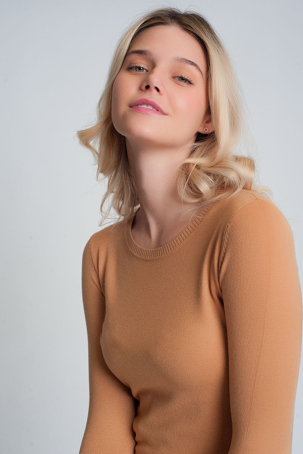 Q2 Camel plain crew neck knit jumper