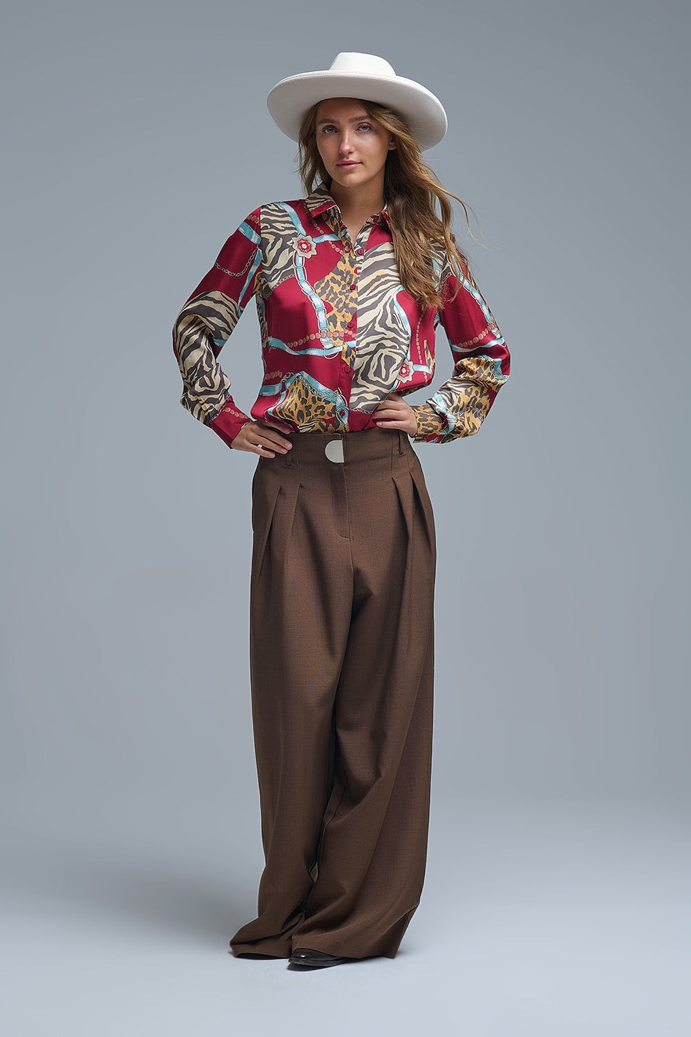 Camel pleated Wide Pants with with metal buckle