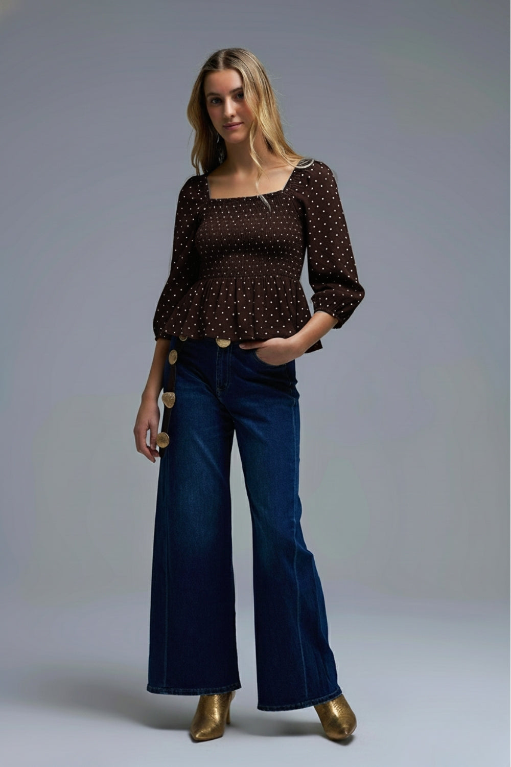 Chic Brown Polka-Dot Cropped Top fitted at the waist