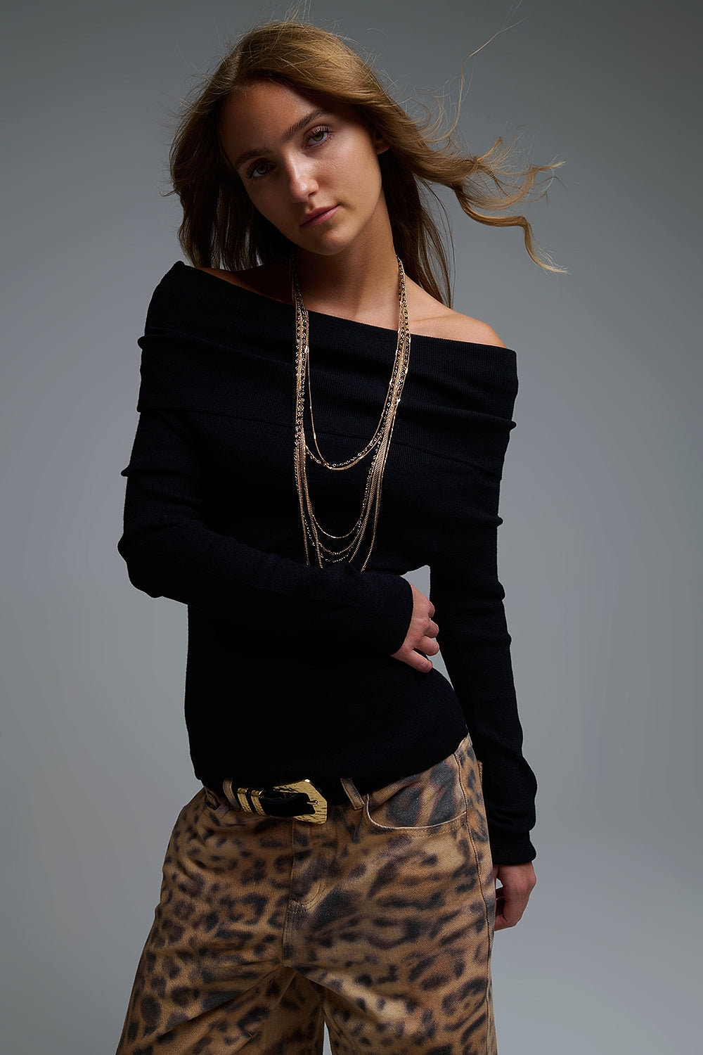 Q2 Chic Off-Shoulder boat neck Knit Top in black