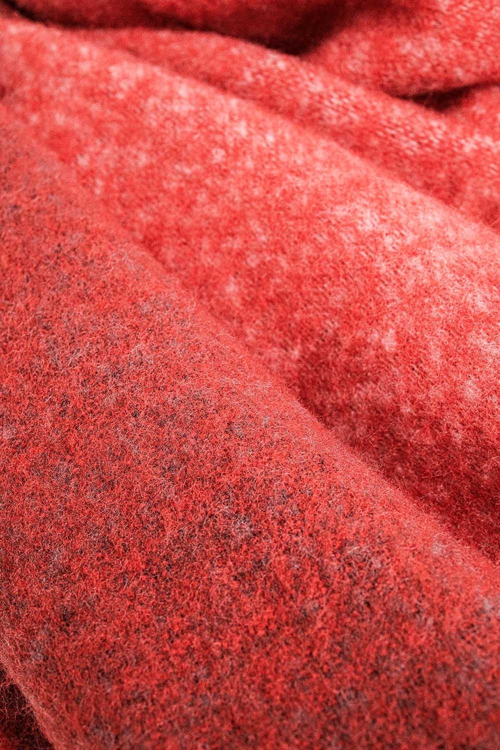 Chunky knit scarf in red color block with fringes