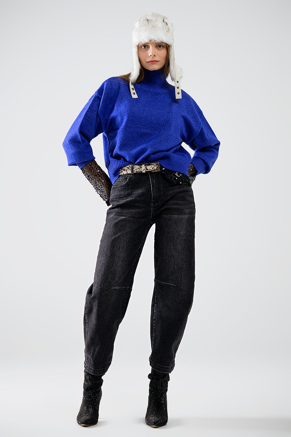 grof gebreide trui in blauw met coltrui