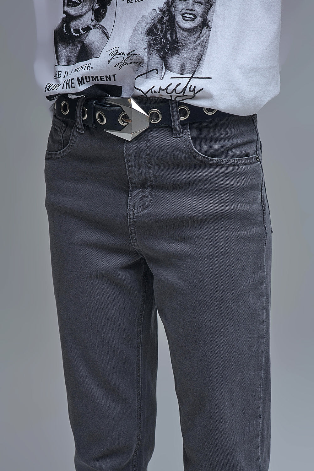 Cotton mid rise slouchy jean in Dark Gray