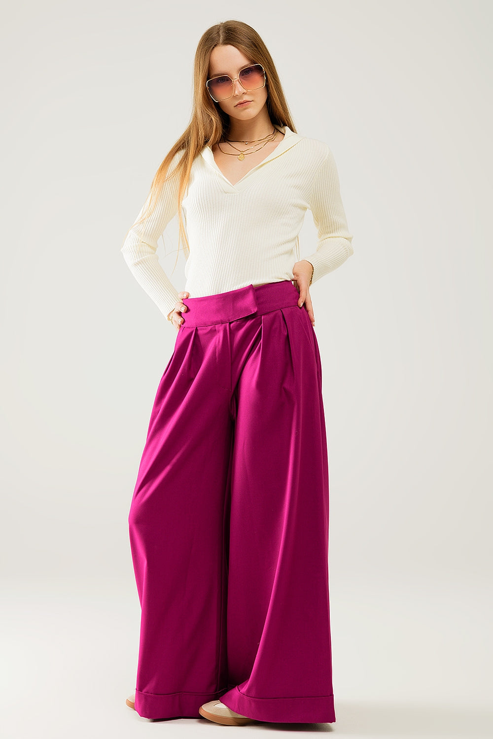 crèmekleurige geribde trui met kraag en lange mouwen