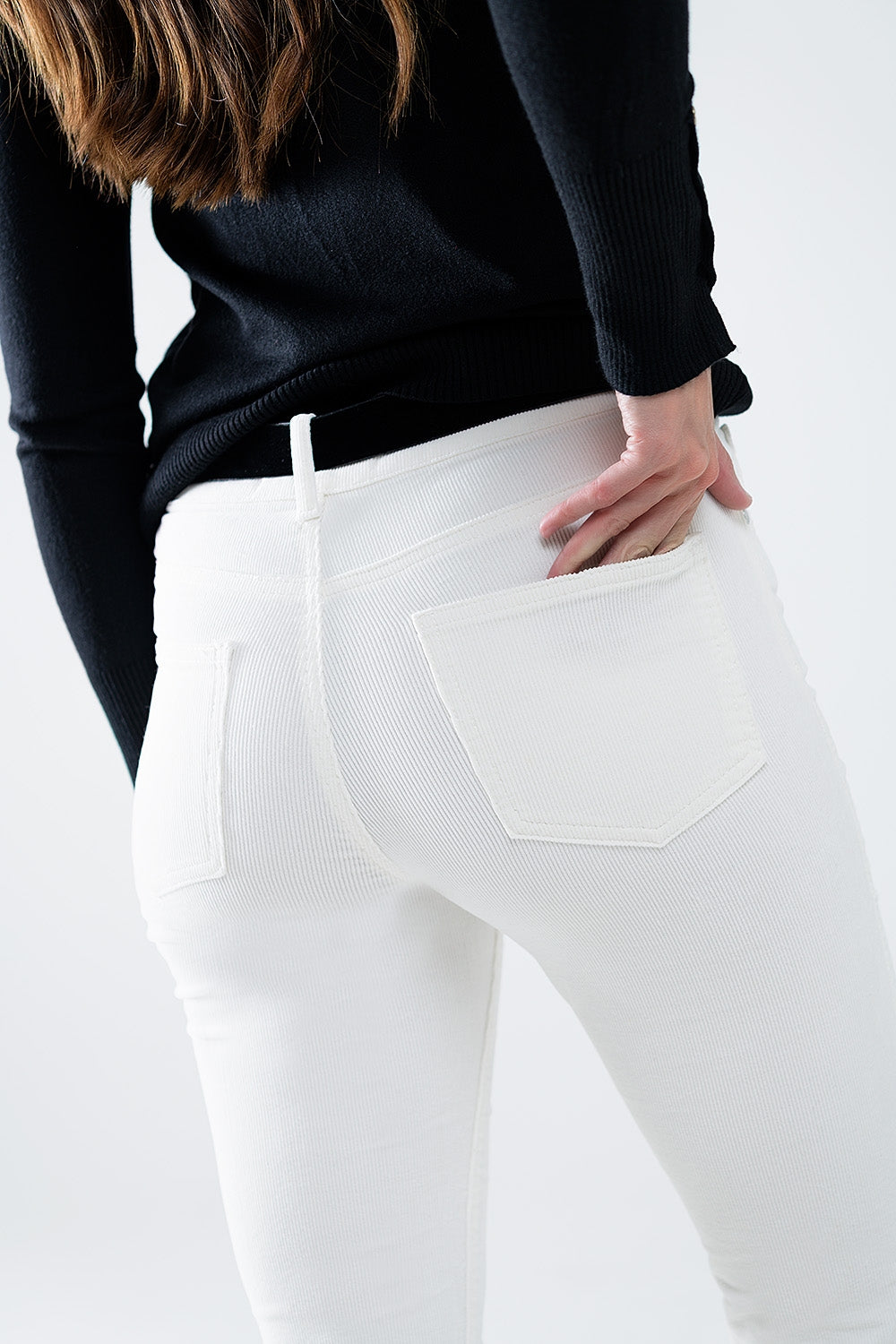 Crèmekleurige corduroy flared broek met luipaardprint aan de onderkant