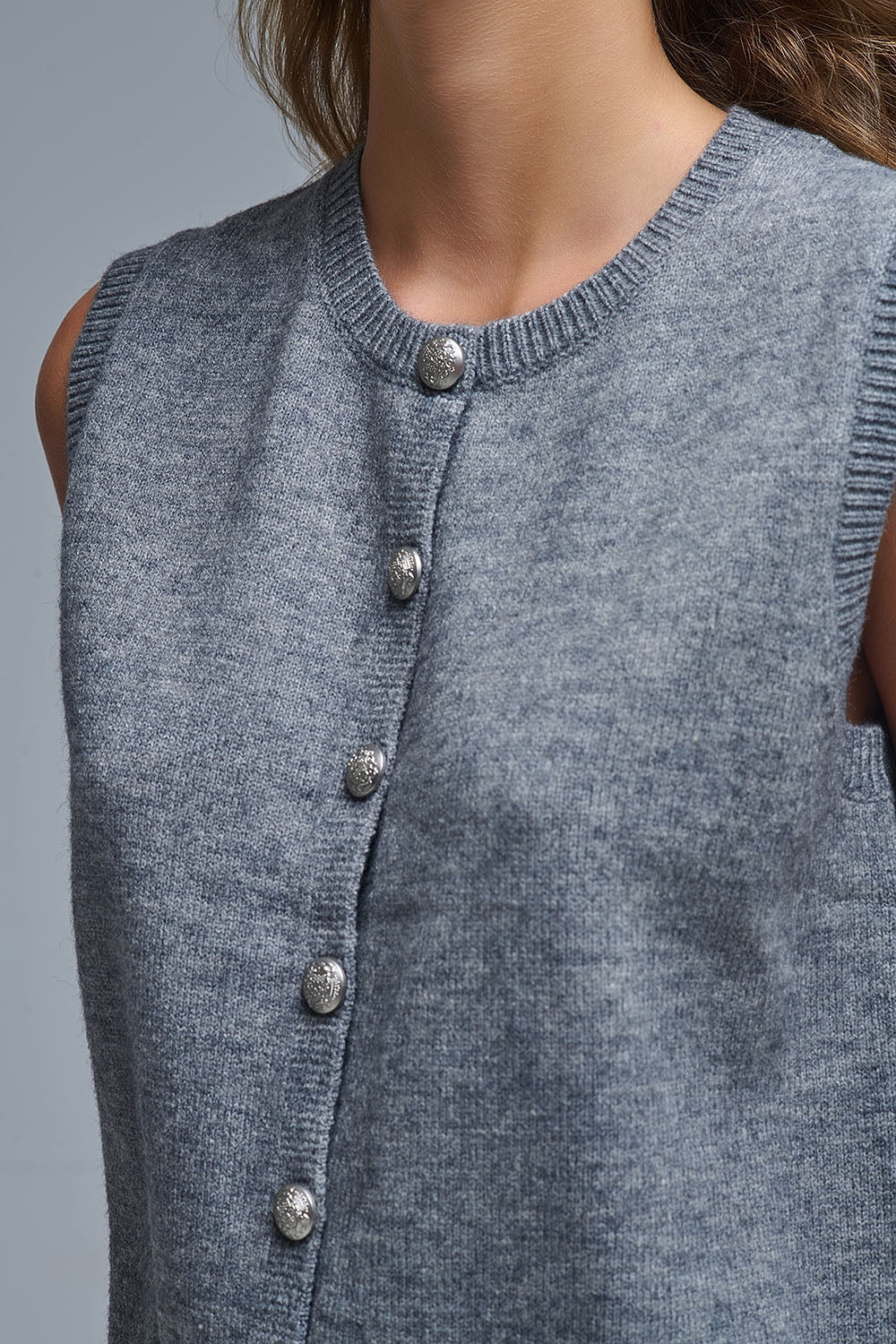 Crew Neck Metallic Button knitted Vest In Grey