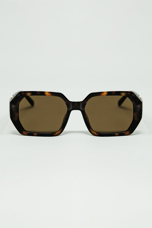 Q2 Diamond-Shaped Sunglasses In Ember with Tinted Lenses in Tortoise Shell