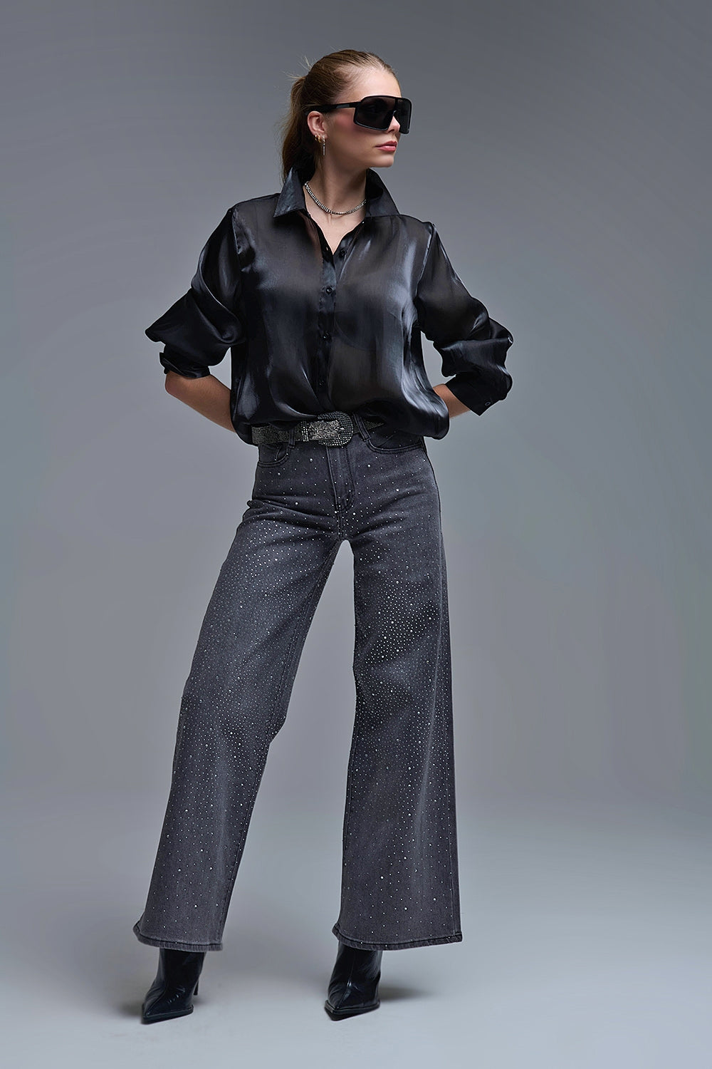 Elegant Black Shirt in Satin Silk