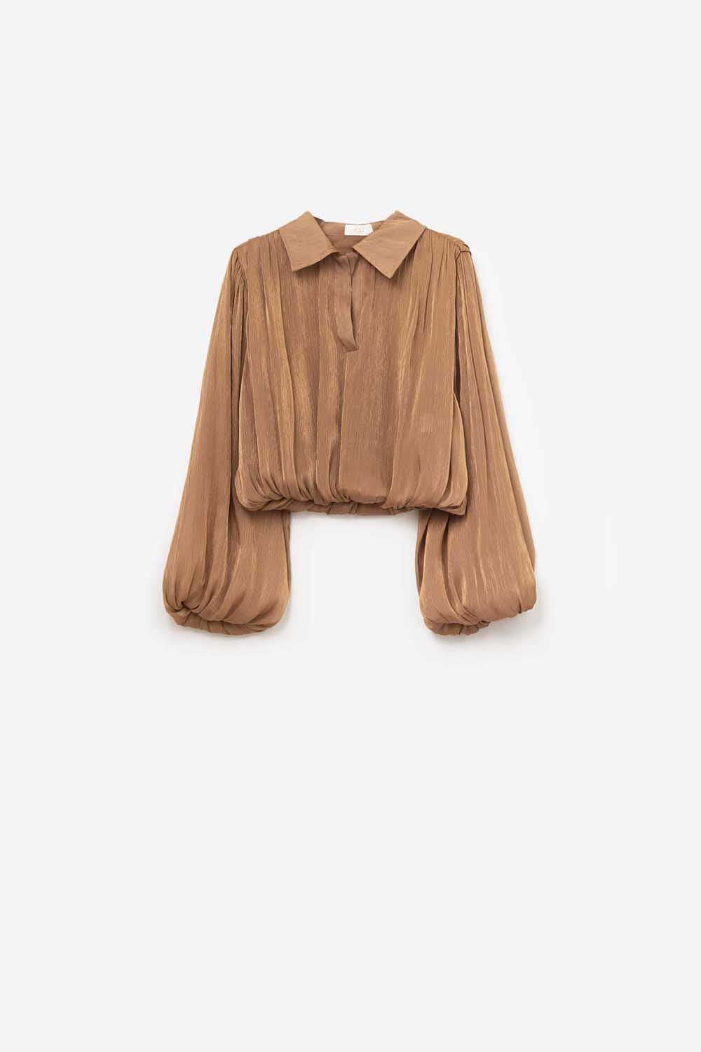 Q2 Elegant shiny Satin Cropped top in camel