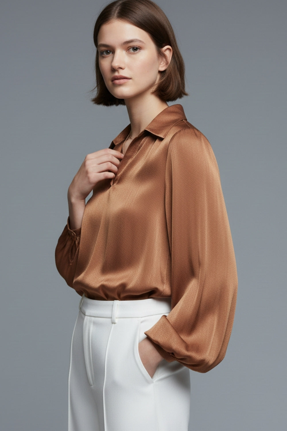 Elegant shiny Satin Cropped top in camel