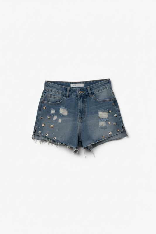 Q2 Embroidered Denim Shorts in Light Wash