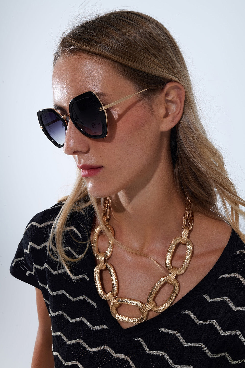 Extra grote zeshoekige cat eye zonnebril in zwart