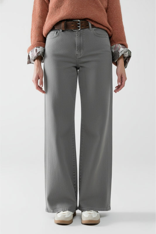 Q2 Extra wide leg Pants in washed grey