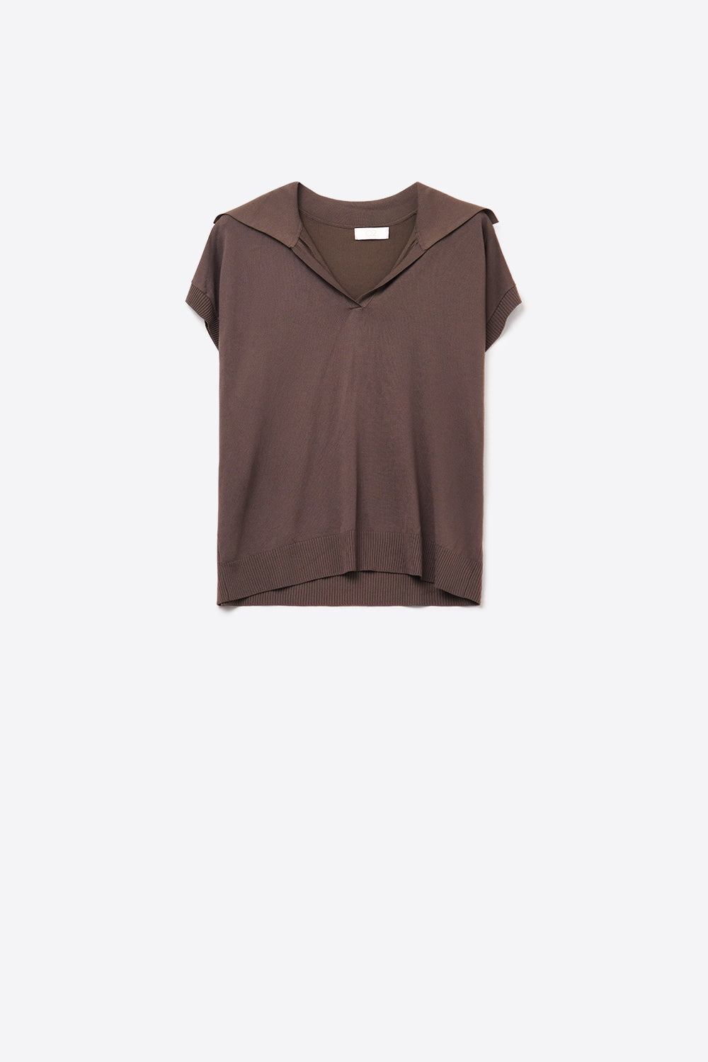 Q2 Fine Knit Polo-Style Short Sleeve Top in Brown
