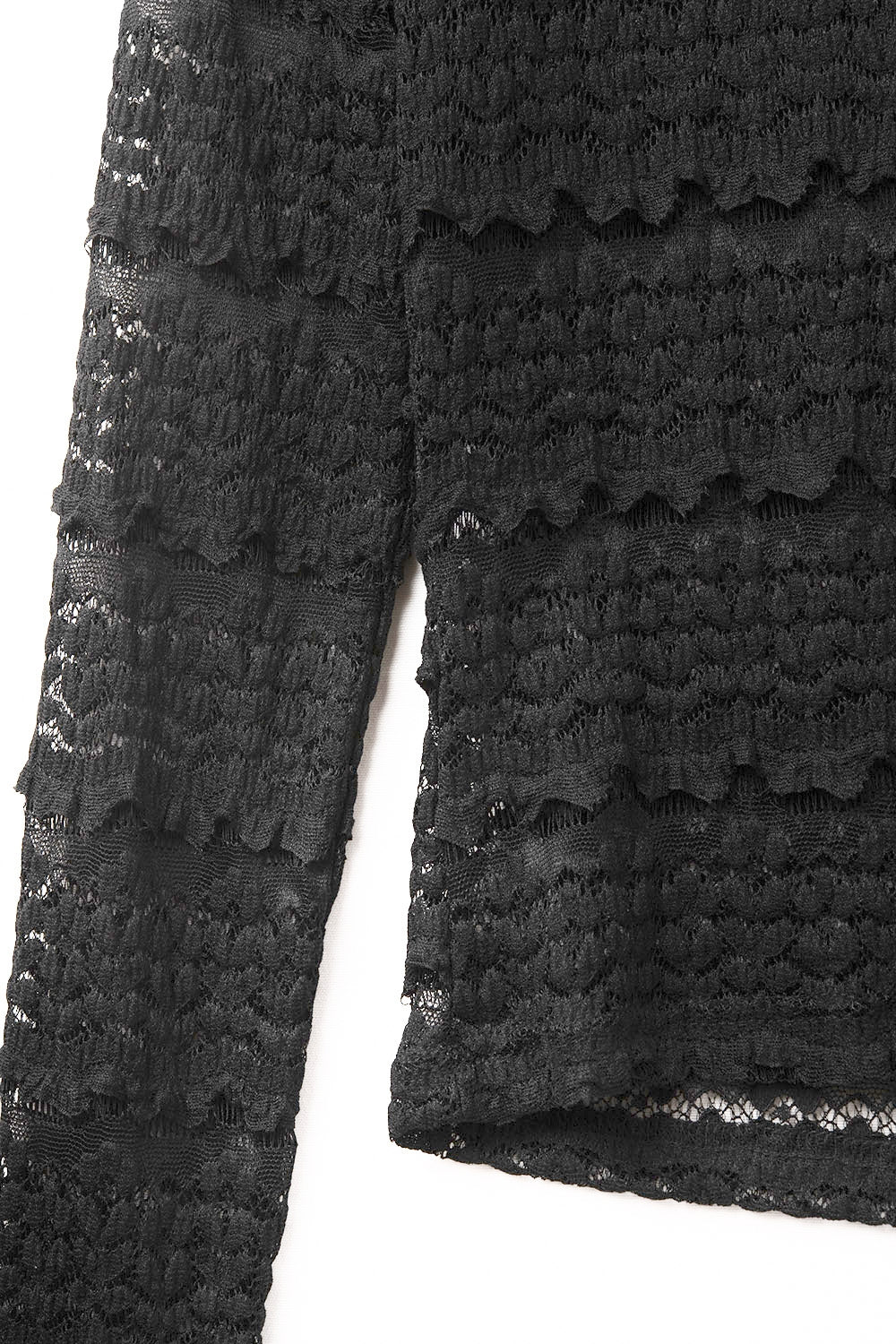 Floral Lace Top With Crew Nech in Black