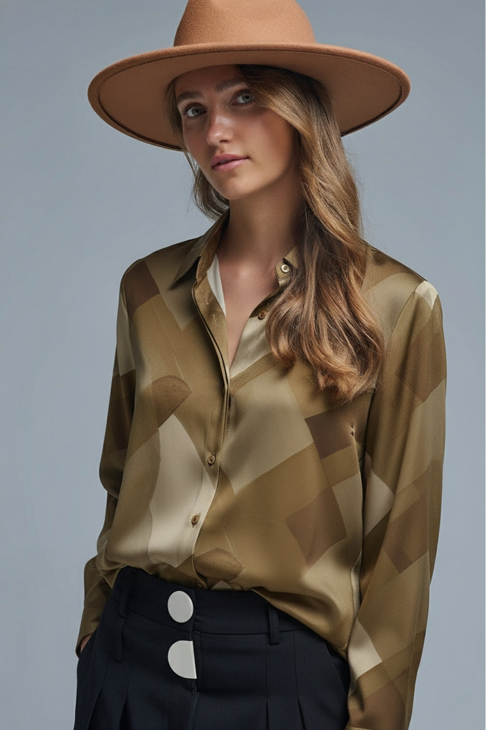 Green satin shirt with geometric print