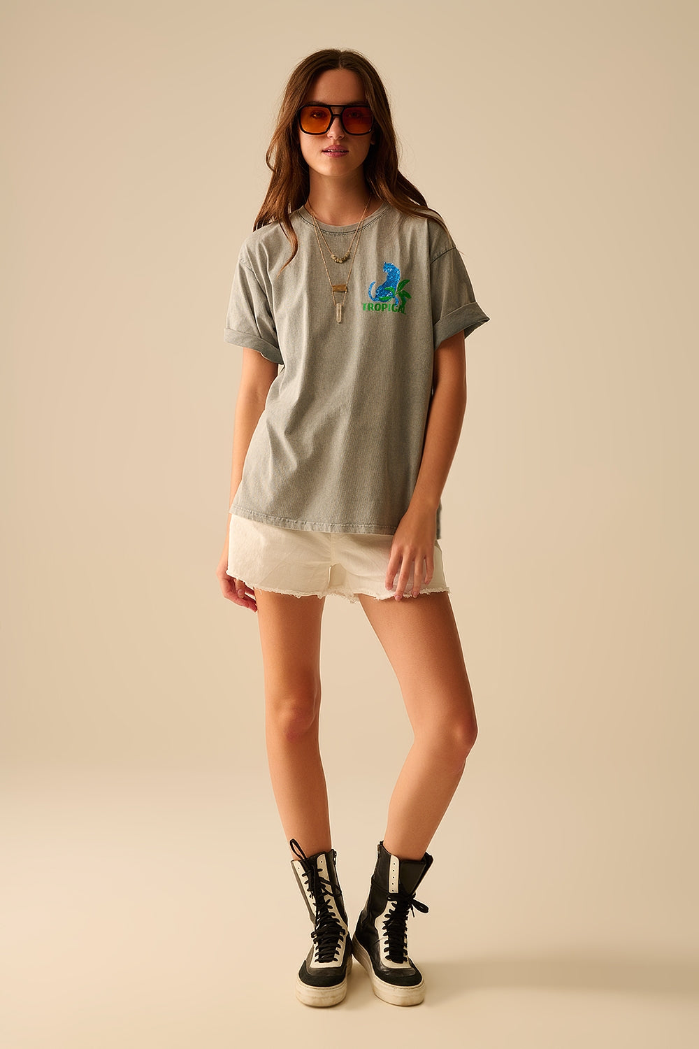 Grey t-shirt made in Italy with tropical graphic print