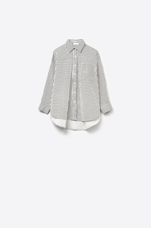 Q2 High-Low Oversized Striped Shirt With Chest Pocket in Black and White