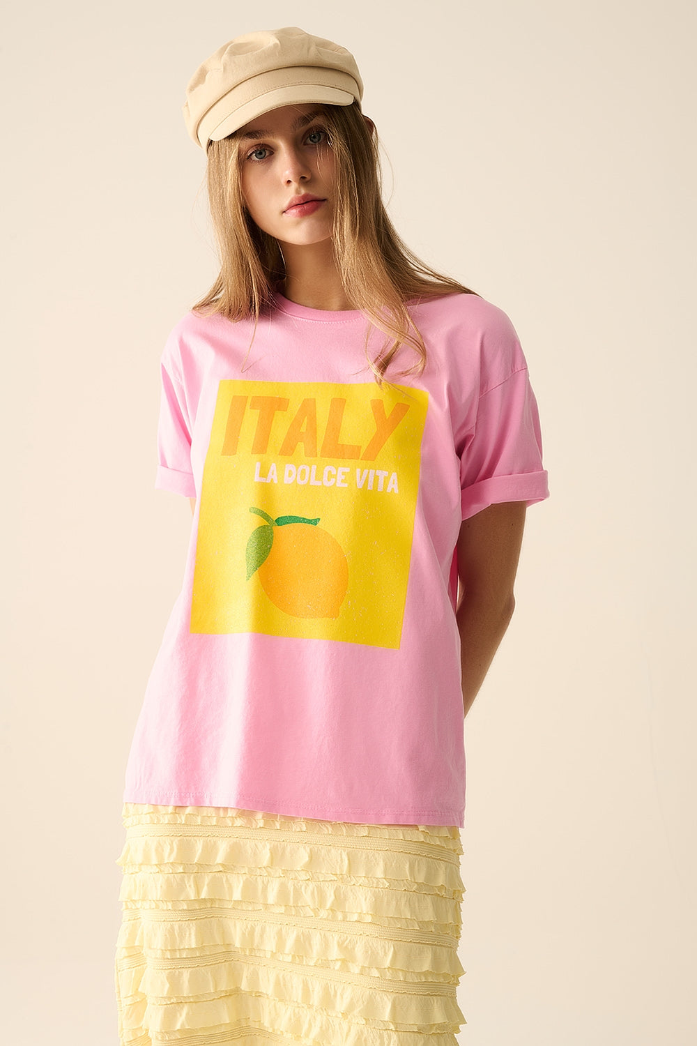 Q2 Italy La Dolce Vita Baby Pink T-shirt With Graphic Print