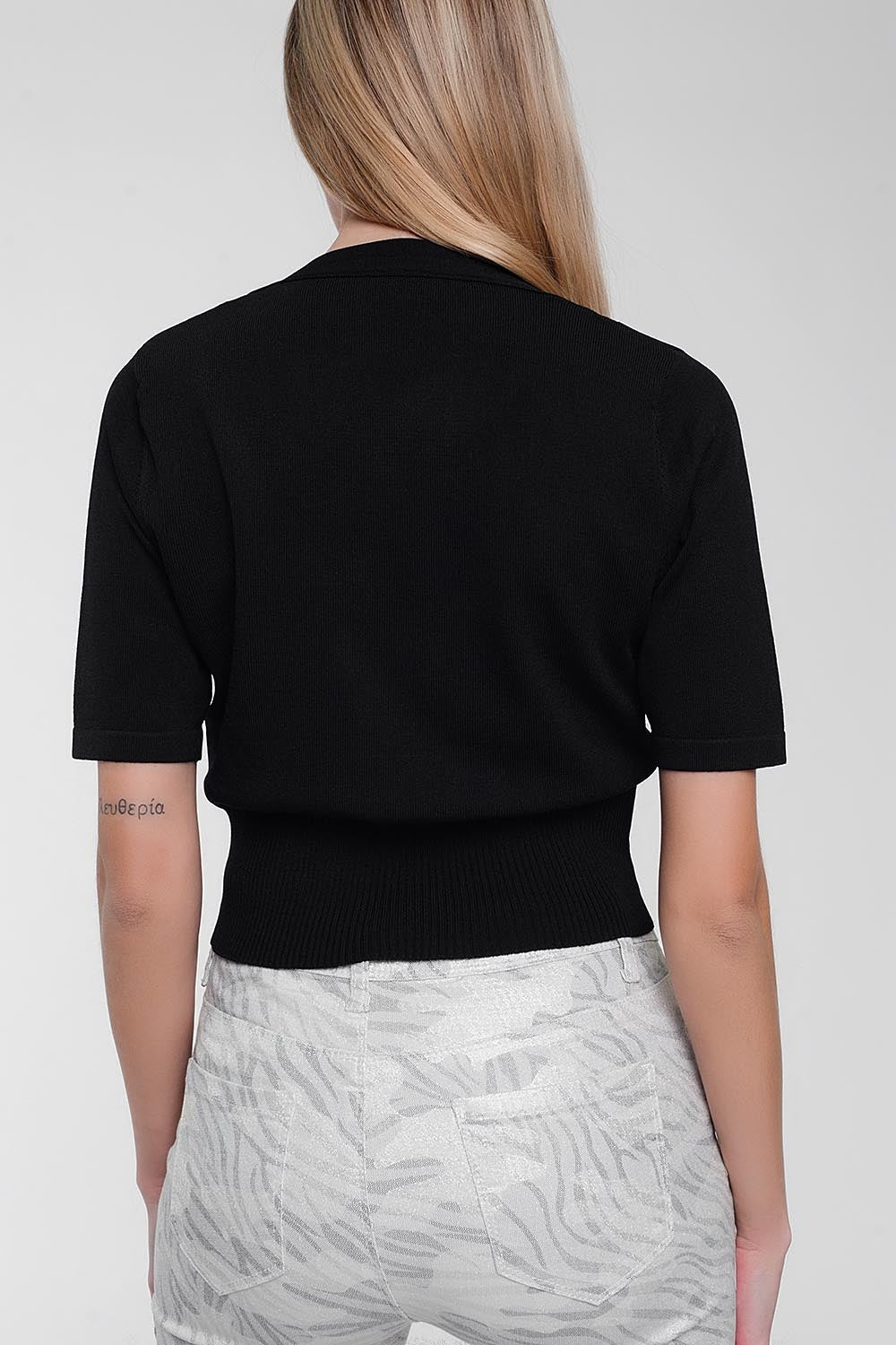 blusa cardigan de malha com botões em preto