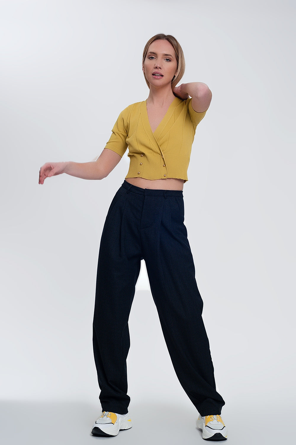 blusa cardigan com botões de malha verde